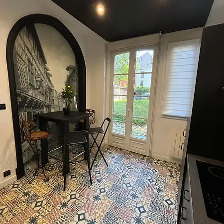 Apartment Lescapade Beauvaisienne *